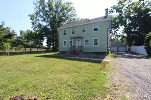 2 Maple Ave, Plainsboro Township, NJ 08536 - Photo 6