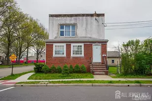 44 E Tappen St, Port Reading, NJ 07064 - Photo 1