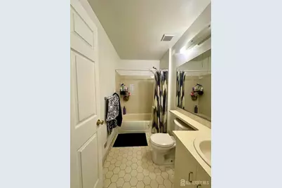 488 Witney Court, North Brunswick Township, NJ 08902 - Photo 10