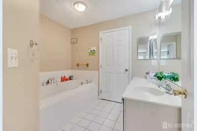 55 Guisborough Way, Edison, NJ 08820 - Photo 8