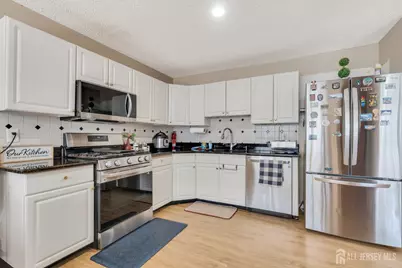 55 Guisborough Way, Edison, NJ 08820 - Photo 4