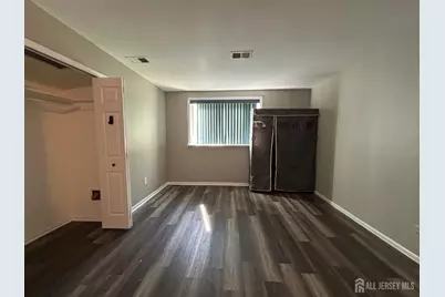 205 College Drive, Edison, NJ 08817 - Photo 6