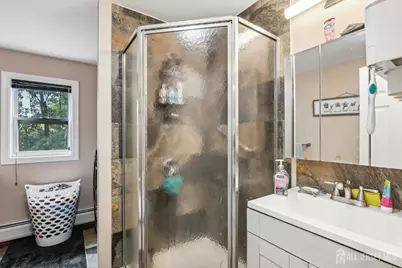 66 Brandywine Road, Fords, NJ 08863 - Photo 14