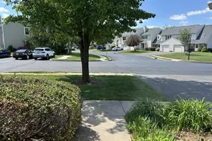 251 Hyde Park Rd, Franklin Township, NJ 08873 - Photo 16
