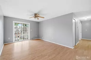 102 Albury Way, North Brunswick Township, NJ 08902 - Photo 6