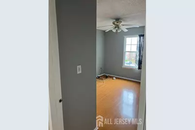 102 Albury Way, North Brunswick Township, NJ 08902 - Photo 6