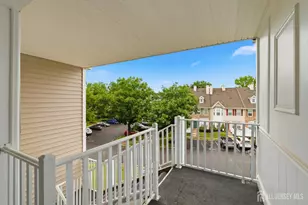 102 Albury Way, North Brunswick Township, NJ 08902 - Photo 2