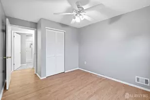 102 Albury Way, North Brunswick Township, NJ 08902 - Photo 16