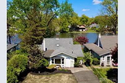 160 Lakeside Drive S, Piscataway Township, NJ 08854 - Photo 2