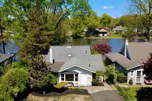 160 Lakeside Dr S, Piscataway Township, NJ 08854 - Photo 2