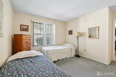 188 W Wycoff Way, East Brunswick Township, NJ 08816 - Photo 18