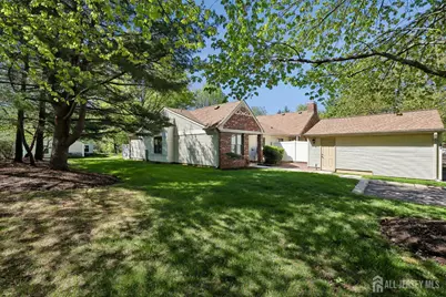 188 W Wycoff Way, East Brunswick Township, NJ 08816 - Photo 2