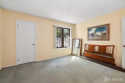 188 W Wycoff Way, East Brunswick Township, NJ 08816 - Photo 12