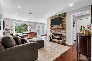 150 Maclura Plaza, Monroe Township, NJ 08831 - Photo 6