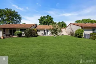 150 Maclura Plaza, Monroe Township, NJ 08831 - Photo 34