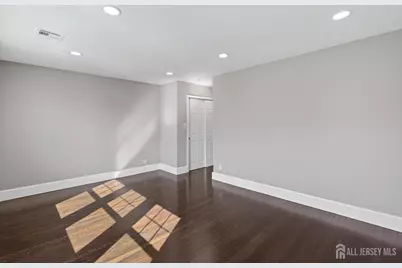 574 Hazel Avenue, Perth Amboy, NJ 08861 - Photo 18