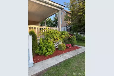 483 East Avenue #2, Sewaren, NJ 07077 - Photo 2