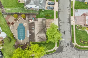 80 Major Dr, Sayreville, NJ 08872 - Photo 2