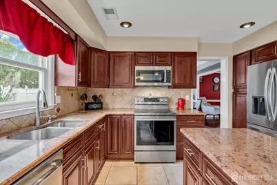 23 N Rhoda Street N, Monroe Township, NJ 08831 - Photo 14