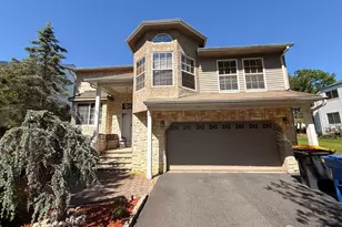 125 Wainwright Dr, Matawan, NJ 07747 - Photo 1