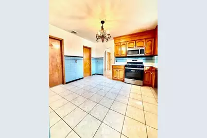 [Address not provided], Perth Amboy, NJ 08861 - Photo 12