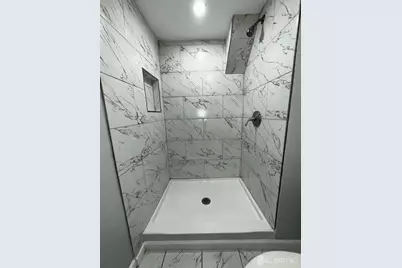 208 E 9th Street E #1, Plainfield, NJ 07060 - Photo 4