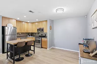 808 Breckenridge Dr, Branchburg Township, NJ 08876 - Photo 4