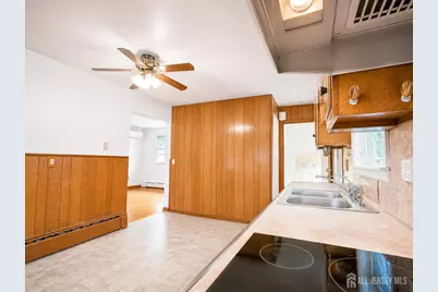 107 Madison Avenue, Dunellen, NJ 08812 - Photo 4