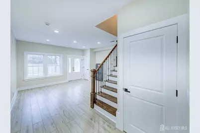 8 Travers Avenue, Edison, NJ 08817 - Photo 8