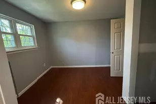 332 College Dr, Edison, NJ 08817 - Photo 10