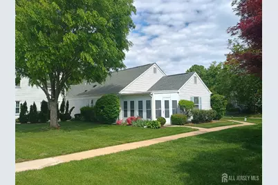640-A Yorkshire Lane #A, Monroe Township, NJ 08831 - Photo 2