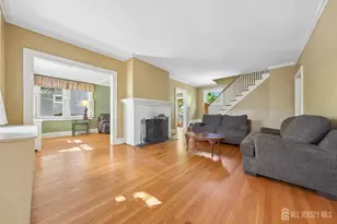 21 Bounty St, Metuchen, NJ 08840 - Photo 4
