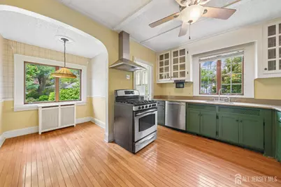 21 Bounty Street, Metuchen, NJ 08840 - Photo 8