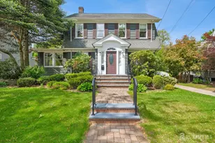21 Bounty St, Metuchen, NJ 08840 - Photo 1