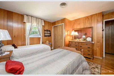 [Address not provided], Carteret, NJ 07008 - Photo 18