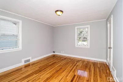 9 Macarthur Drive, Edison, NJ 08837 - Photo 6