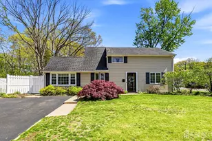 14 Sunrise Rd, Old Bridge Township, NJ 08857 - Photo 2