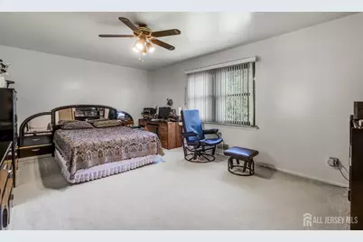 1401 North Oaks Boulevard, North Brunswick Township, NJ 08902 - Photo 14