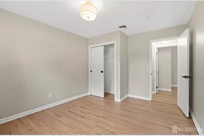 170 Montgomery Street, Piscataway Township, NJ 08854 - Photo 6