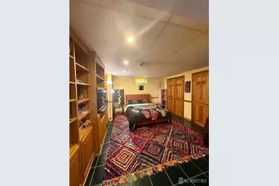 8 Teaberry Drive, Edison, NJ 08820 - Photo 32