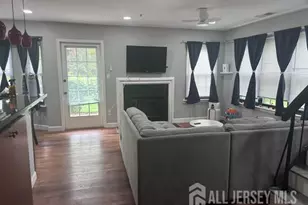30 Lear Ct, East Brunswick Township, NJ 08816 - Photo 2