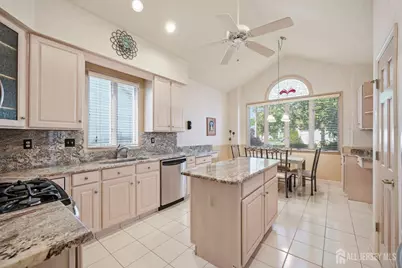 36 Wintons Way, Monroe Township, NJ 08831 - Photo 8