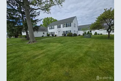 489 New Haven Way #B, Monroe Township, NJ 08831 - Photo 12