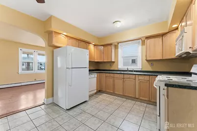 299 Howard Street, New Brunswick, NJ 08901 - Photo 8