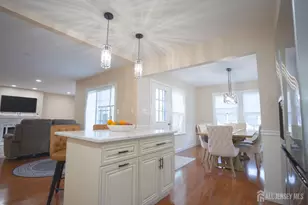 65 Yorkshire Dr, Monroe Township, NJ 08831 - Photo 8