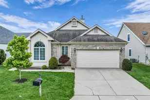 6 York Ct, Monroe Township, NJ 08831 - Photo 1