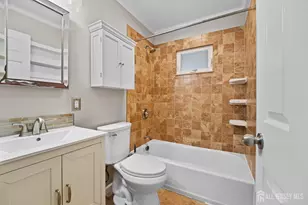 [Address not provided], Middlesex, NJ 08846 - Photo 12