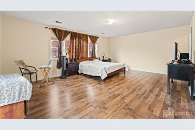 74 Wildwood Avenue, Edison, NJ 08837 - Photo 12