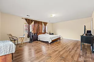 74 Wildwood Ave, Edison, NJ 08837 - Photo 12