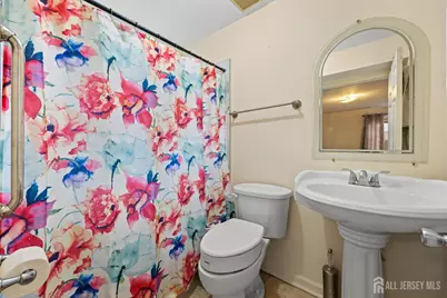 74 Wildwood Avenue, Edison, NJ 08837 - Photo 8